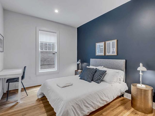 bedroom in rehab center in Nashville, tn